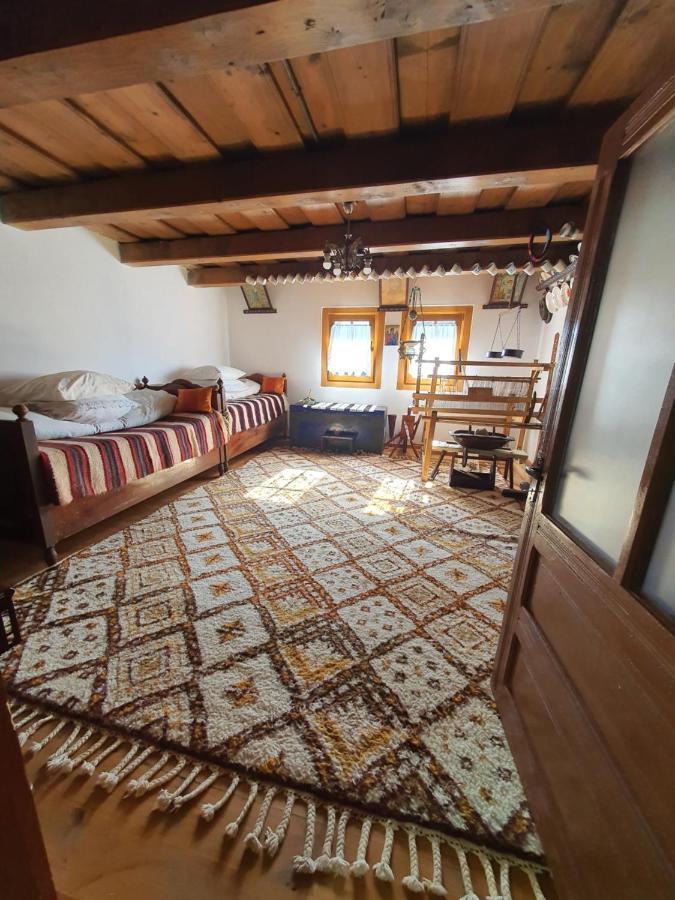 La Romaneasa Săpînţa Bagian luar foto